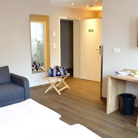 Hotel Five 3*