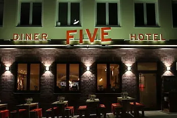 Five Hotel 3*