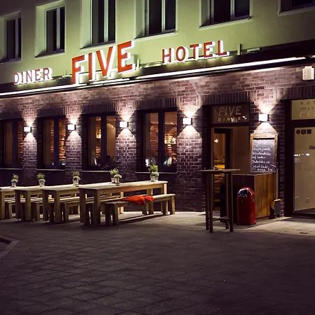 Five Hotel 3*